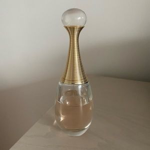 Dior J’ADORE eau de parfum